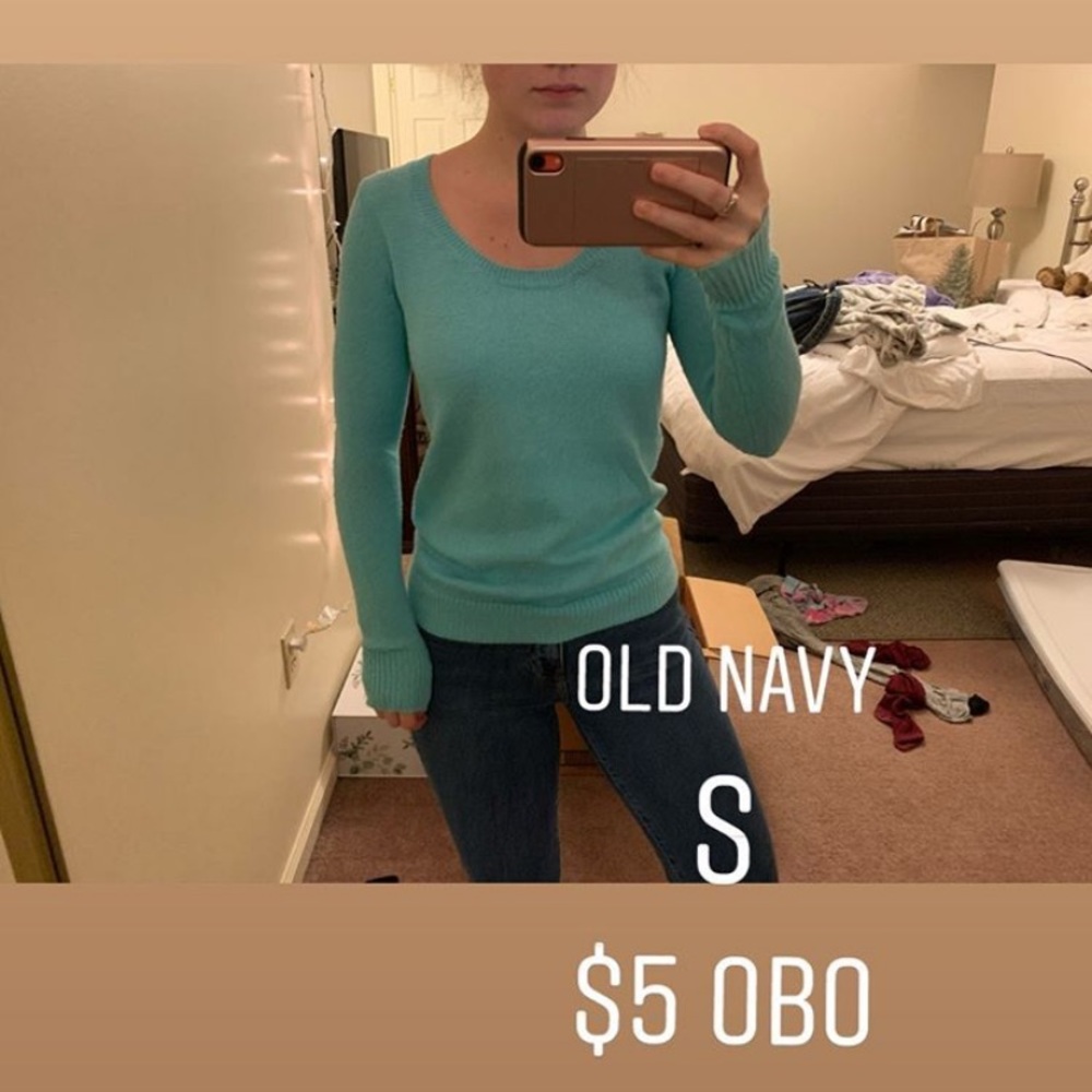 Old Navy Sweater